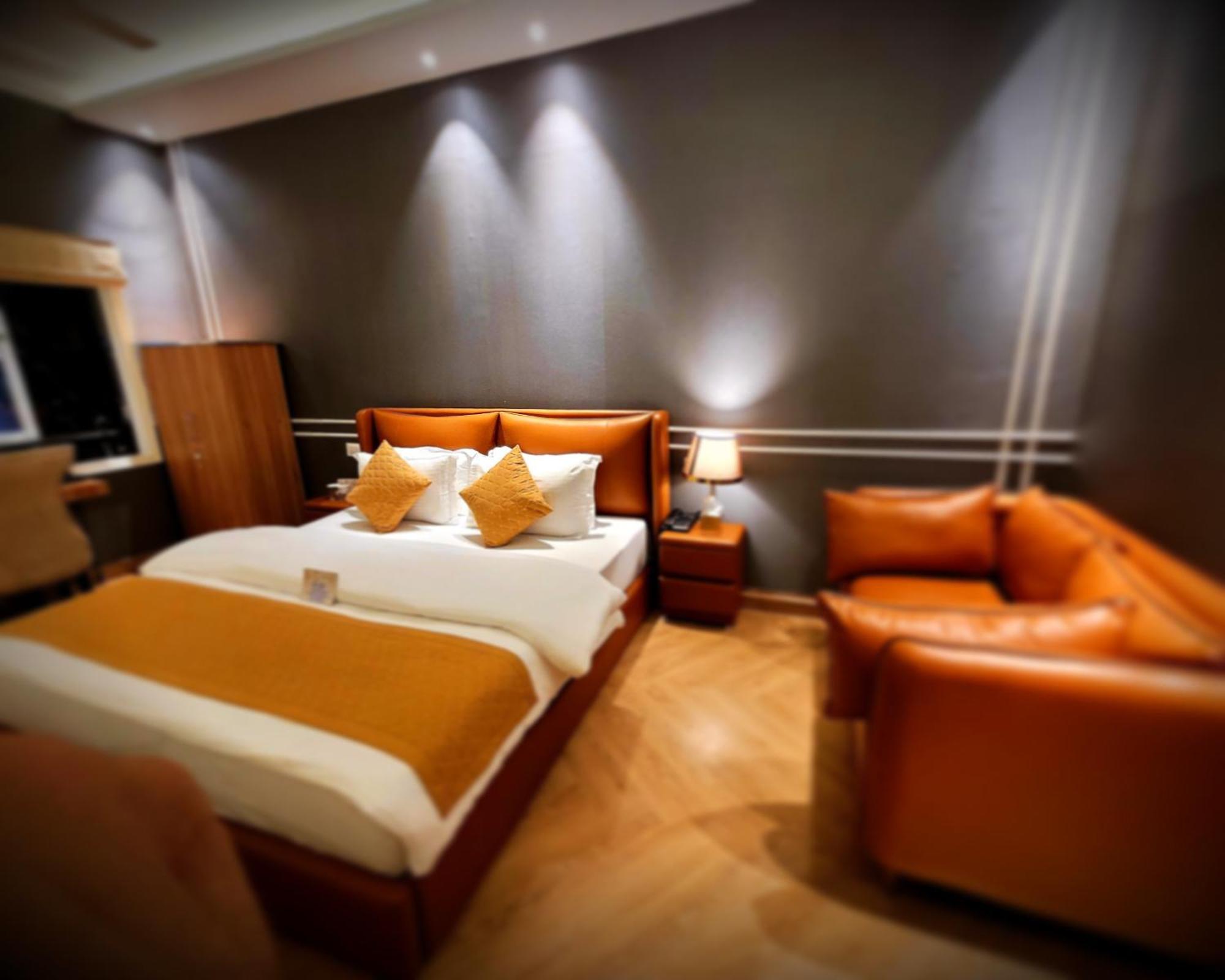 Victorian Elegance Luxury Stays Amritsar Esterno foto