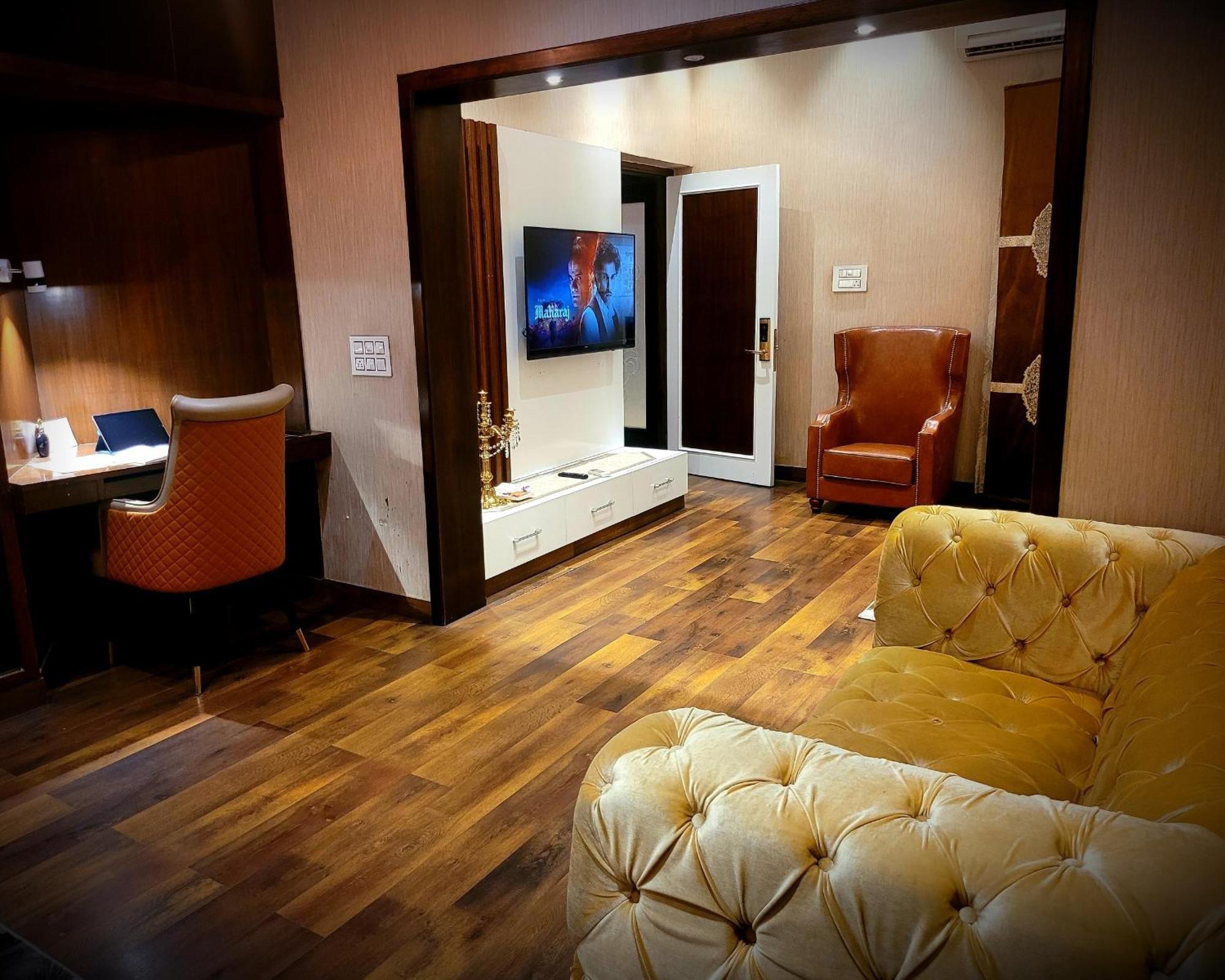 Victorian Elegance Luxury Stays Amritsar Esterno foto